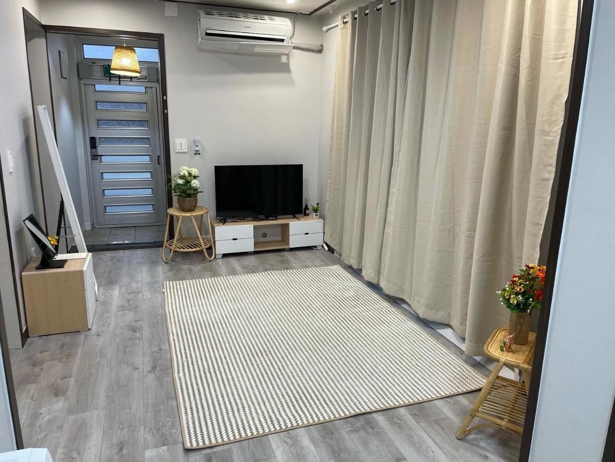Villa Cozy Sinchon 2548 Jeju Exterior foto